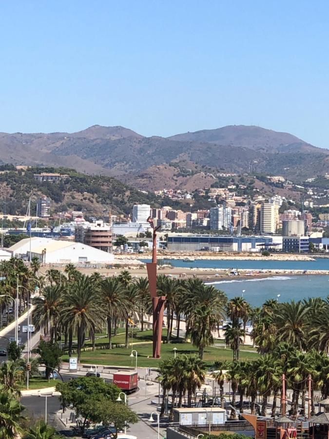 Atico Pacifico Parking Y Piscina Gratis Appartement Málaga